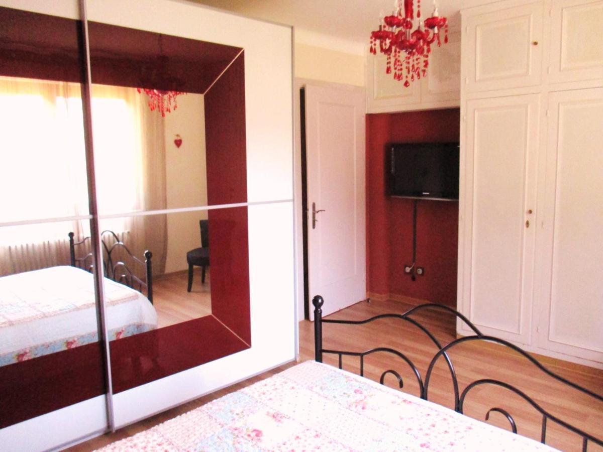 Colmar "Room" Chambre Privee Chez L'Habitant,Parking Voiture Devant La Maison,Garage Moto Et Velo,Petit Dejeuner Buitenkant foto