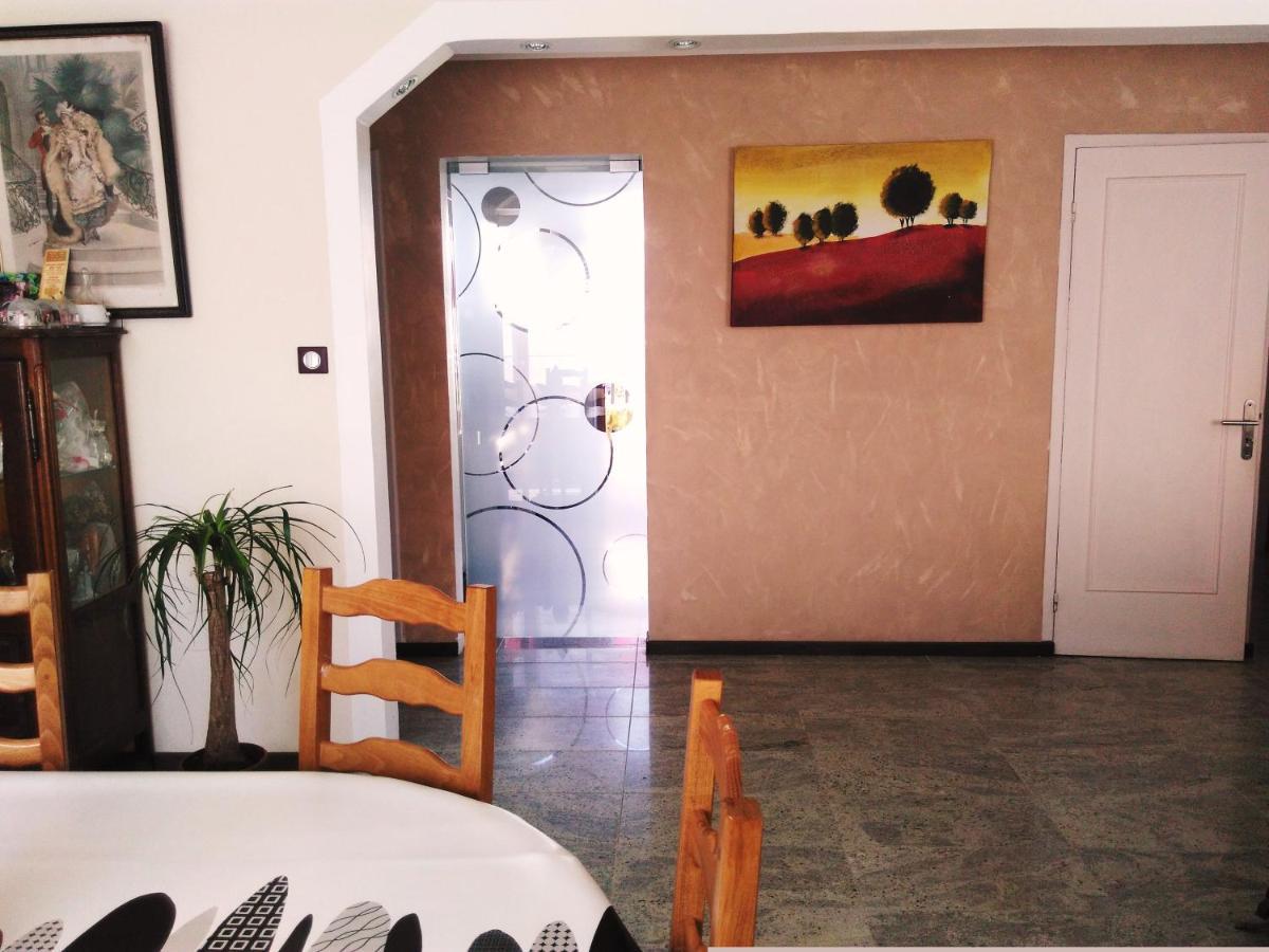 Colmar "Room" Chambre Privee Chez L'Habitant,Parking Voiture Devant La Maison,Garage Moto Et Velo,Petit Dejeuner Buitenkant foto